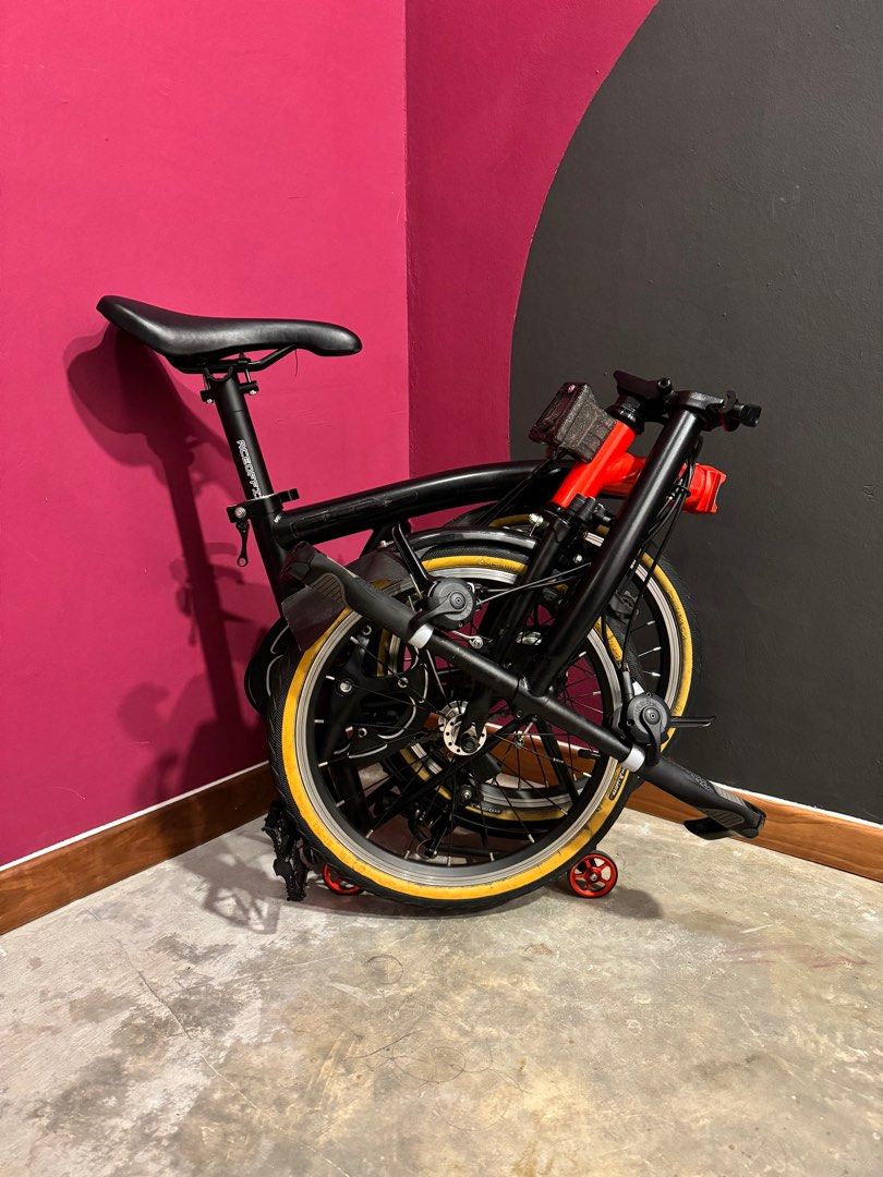 Indoor shop folding bike