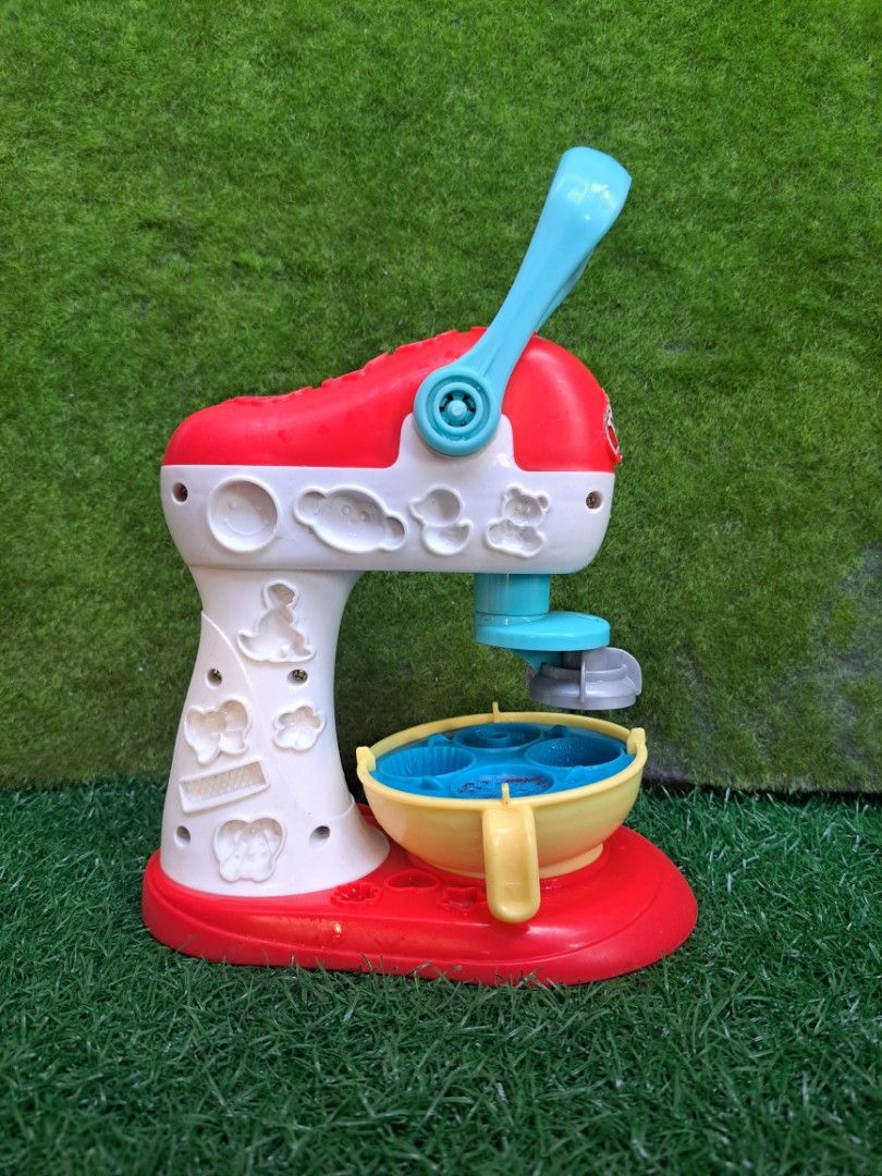 Playdoh Molder Kitchen Creations Hasbro 2017 (Category: Kids Toys) located in Quezon City. Submitted by threeboys09101126 (Listing ID 1262848812, Image 1). Description: Preloved.