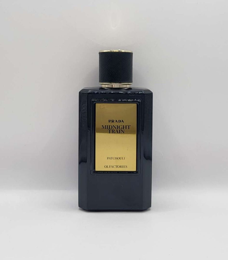 Midnight discount train prada