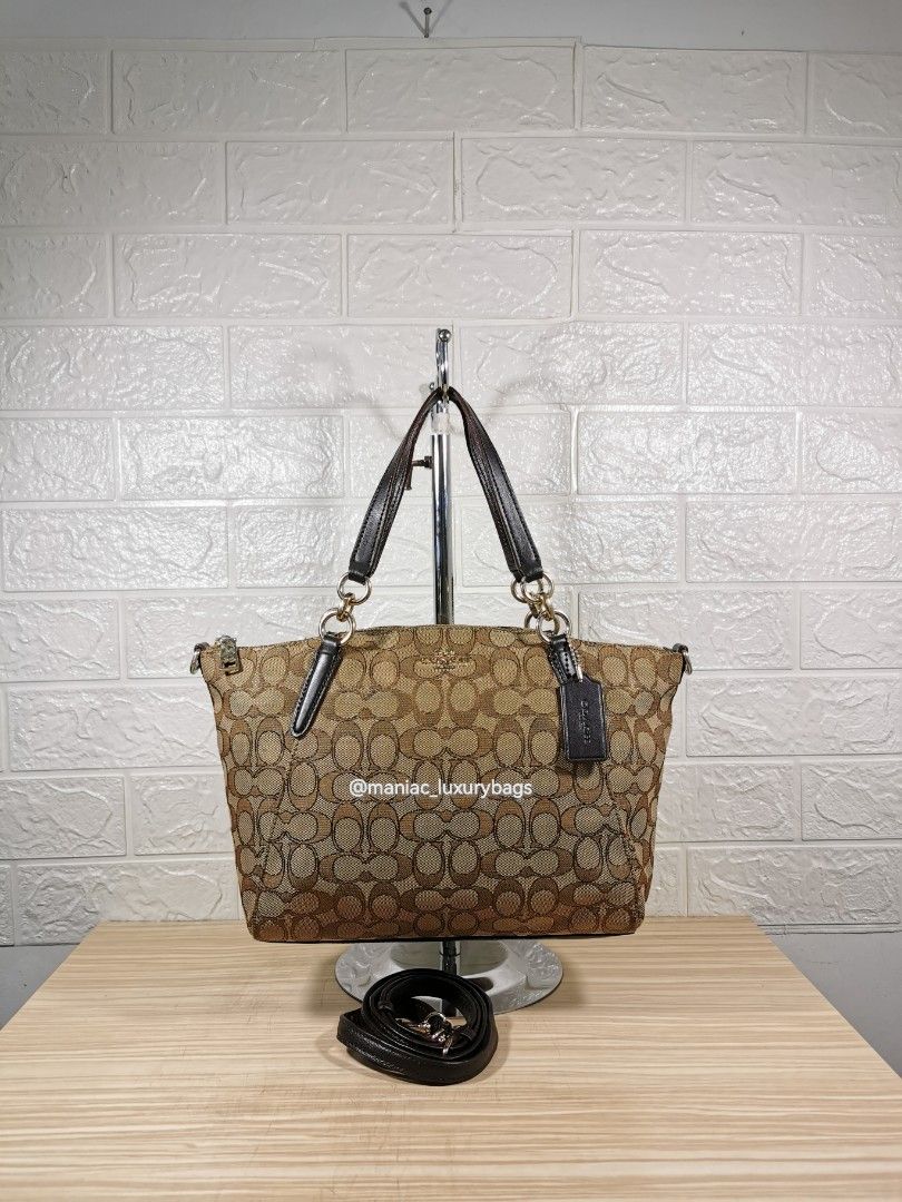 Small kelsey satchel in signature jacquard store