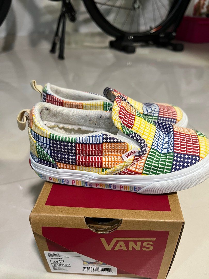 Rainbow on sale vans pride