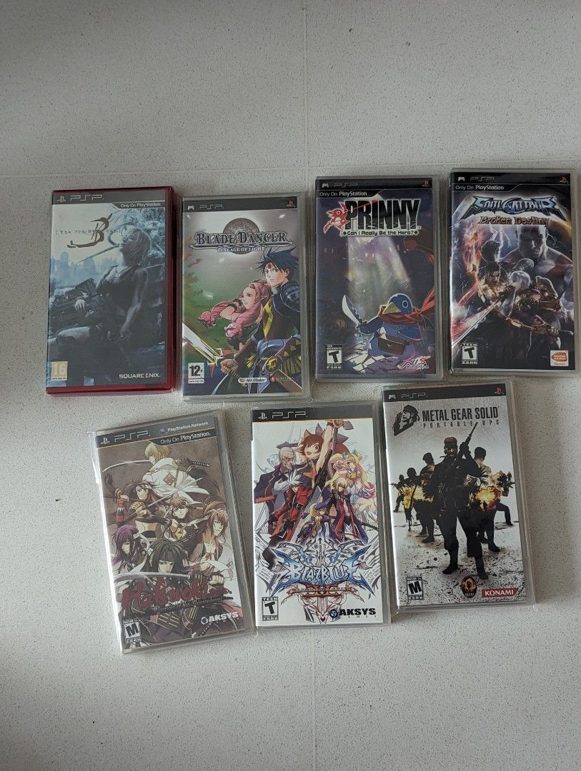 PSP Games metal gear solid portable ops soul calibur broken destiny prinny  blazblue hakuoki blade dancer the 3rd birthday third parasite eve