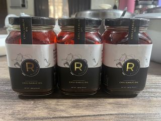 R-Kitchen Chili Garlic Oil