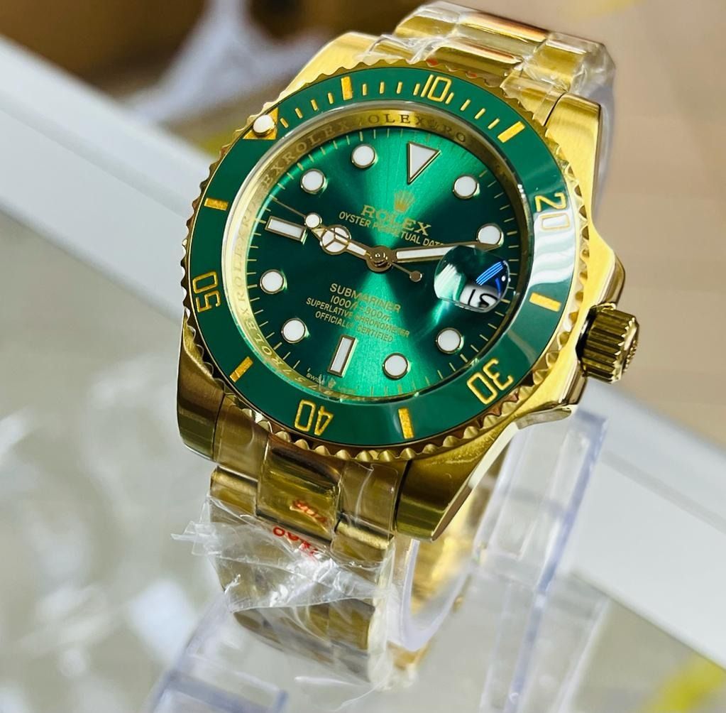 Rolex submariner online gold green