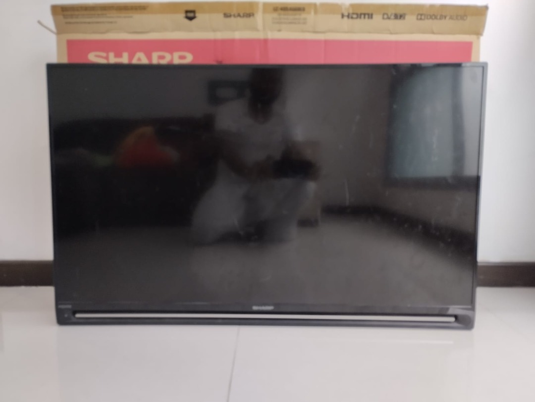 Sharp TV, TV & Home Appliances, TV & Entertainment, TV on Carousell