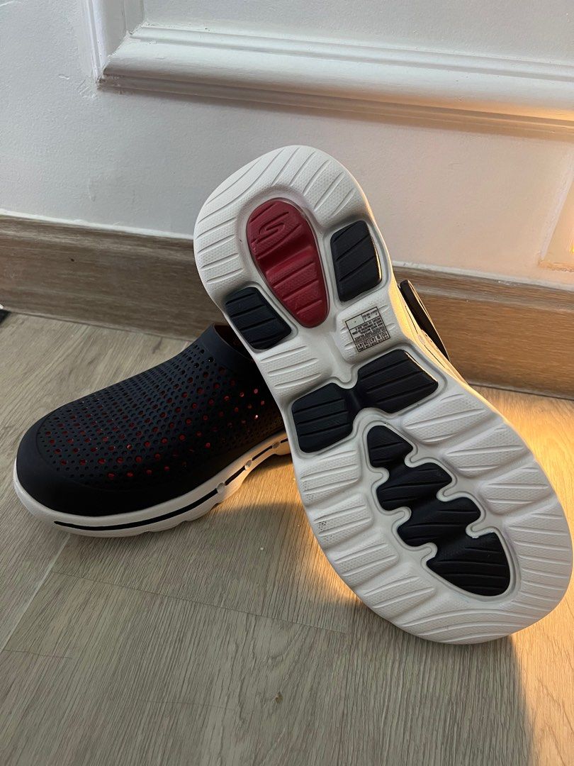 Skechers shoes ultra go