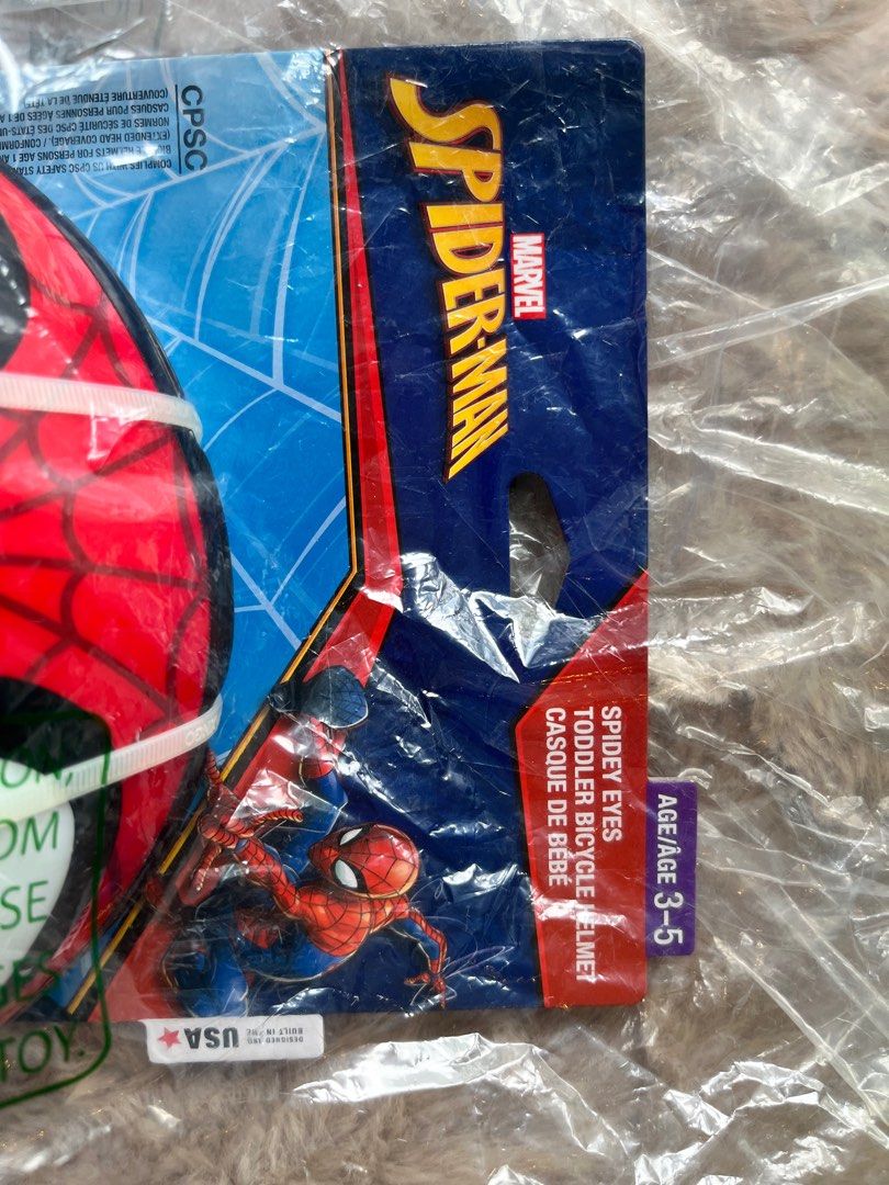 Spiderman helmet shop and knee pads