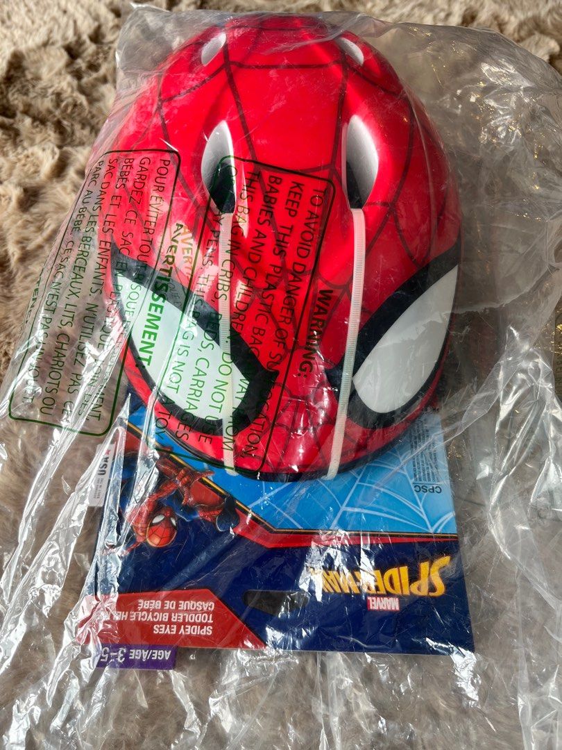 Spiderman helmet and knee pads new arrivals