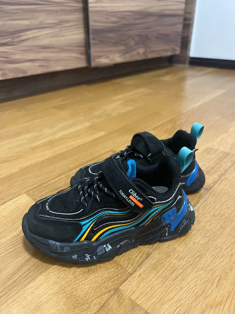 Size 29 kids shoes deals