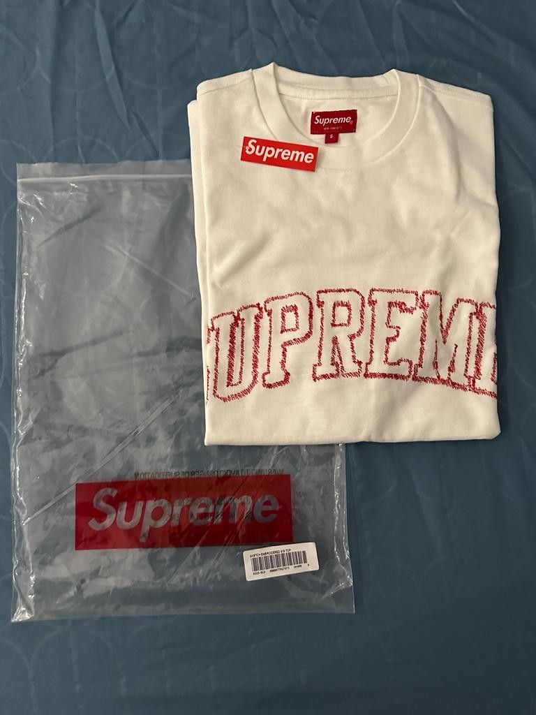 Supreme t shirt embroidery clearance