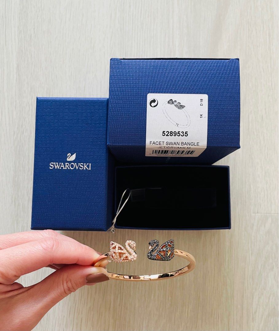 Swarovski facet clearance swan bangle