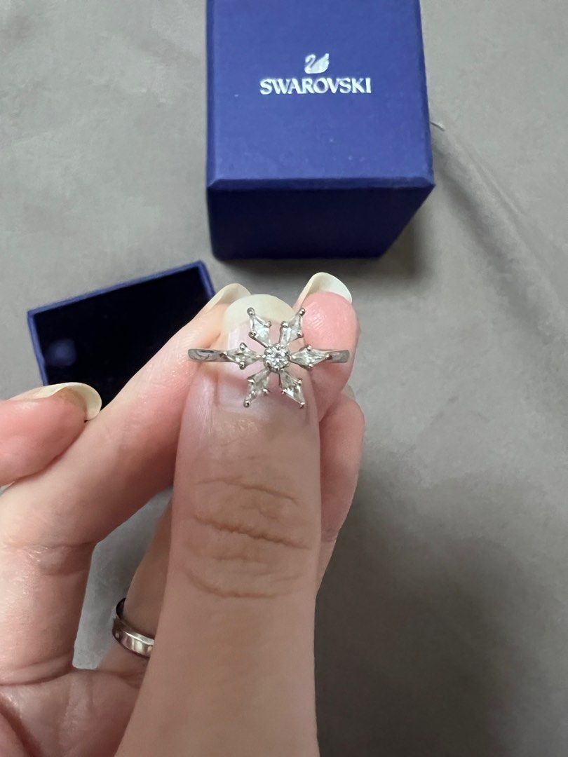 Swarovski on sale flower ring