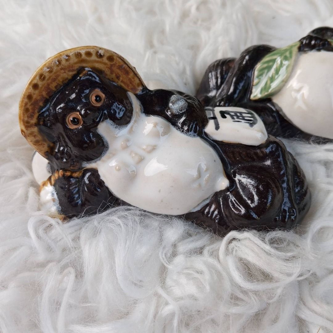 Tanuki Japanese Racoon Dog Shikaraki Figurines, Hobbies & Toys, Toys ...