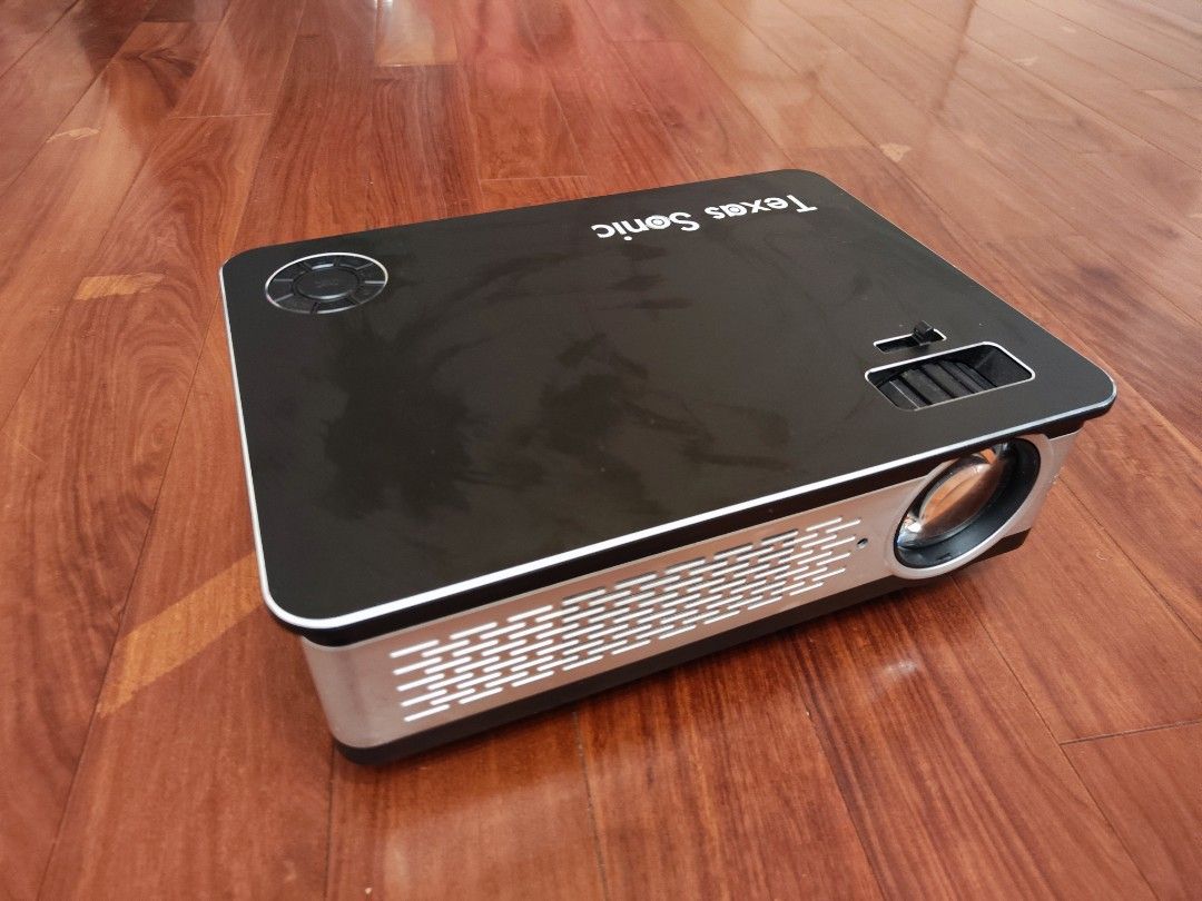 Texas Sonic W2 HD Projector, 家庭電器, 電視 & 其他娛樂, 投影機 - Carousell