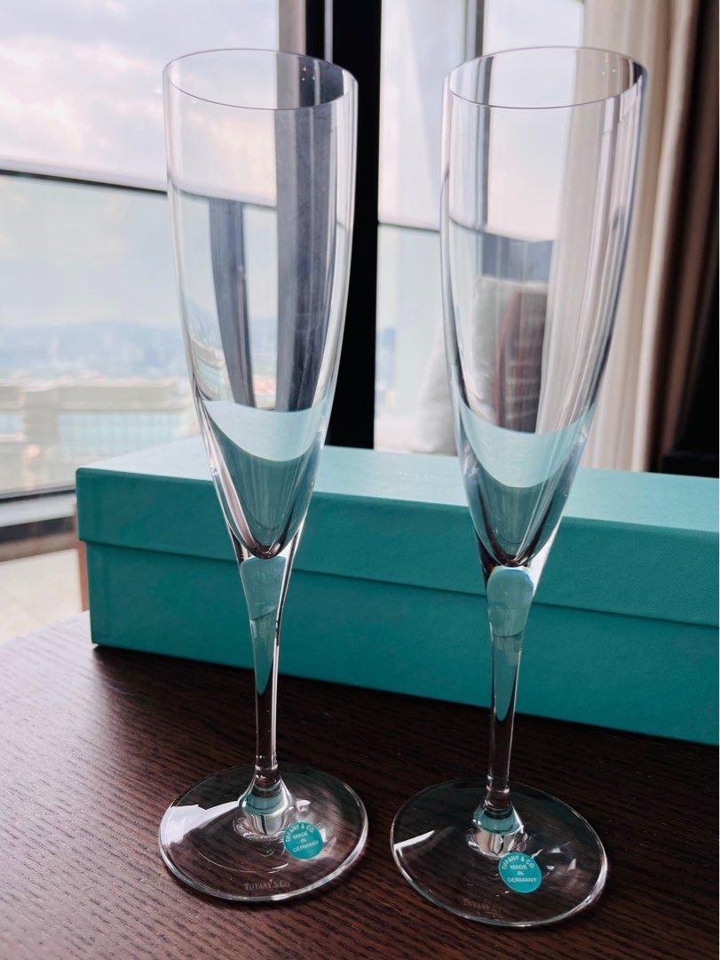 Tiffany two Champagne glasses Furniture Home Living