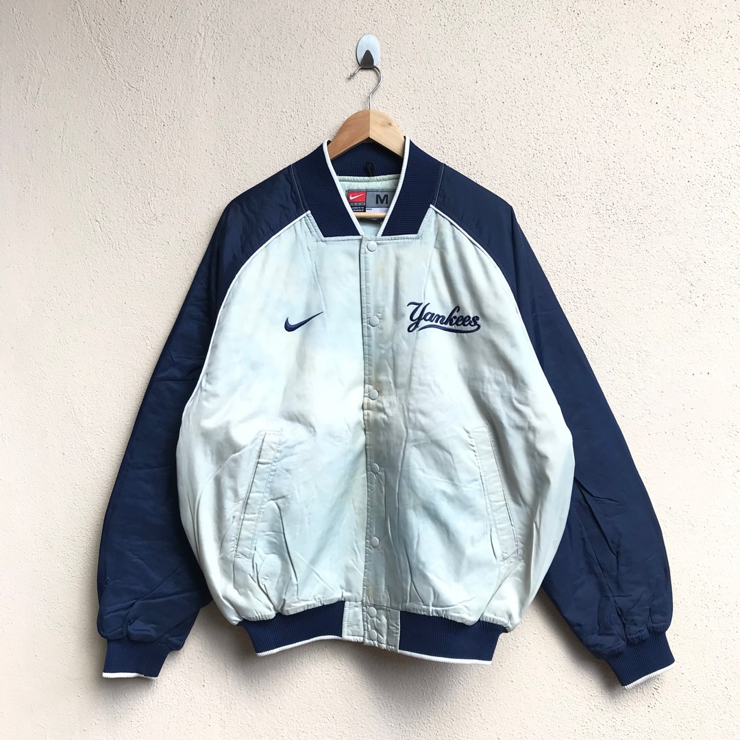 Baseball jacket 2025 nike