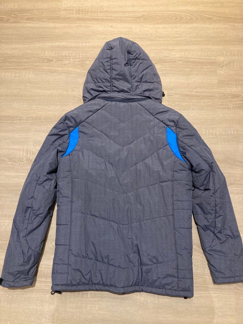 Wintertime Jacket (Category: Coats, Jackets and Outerwear) located in Kuala Lumpur. Submitted by big_boss08 (Listing ID 1262881295, Image 2). Description: PIT 20.5 inch Removable hood.