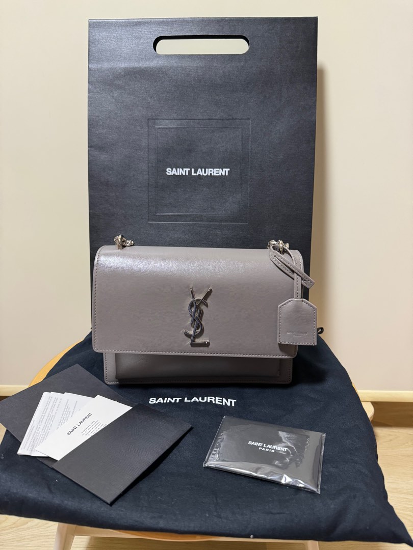 YSL Yves Saint Laurent Sunset Medium in Noir. New with card, box and bag.