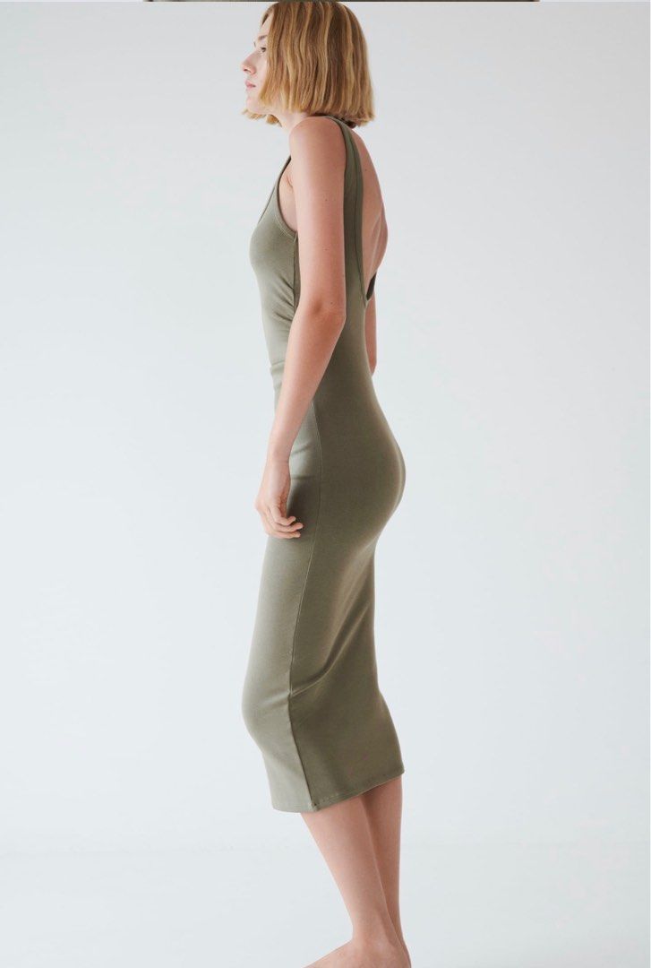 fitted lace wedding dress Zara Green Ribbed Short Sleeve Midi Dress main image 0