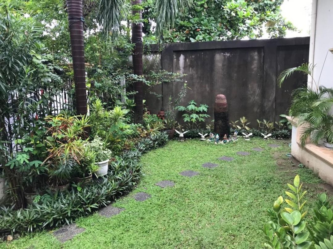 4BR House and Lot in United Hills Village Parañaque, Property, For Sale