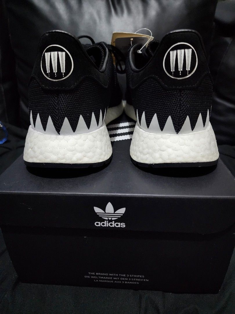 Iniki discount x neighborhood