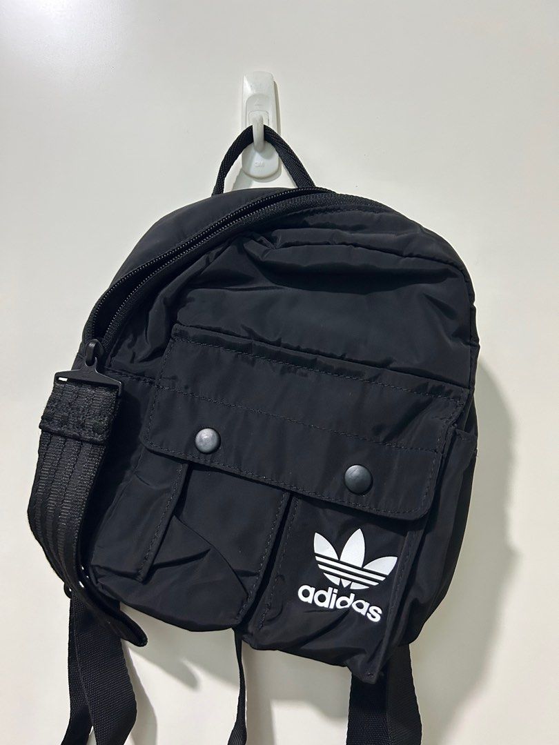 Dv0209 adidas hotsell