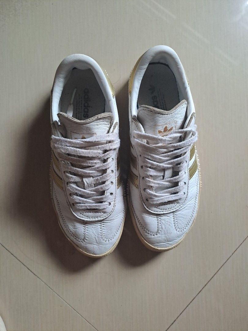 sambarose white and gold