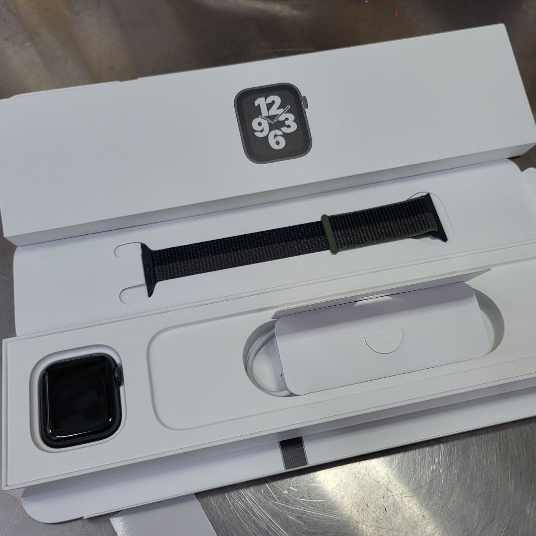 A2355 shop apple watch