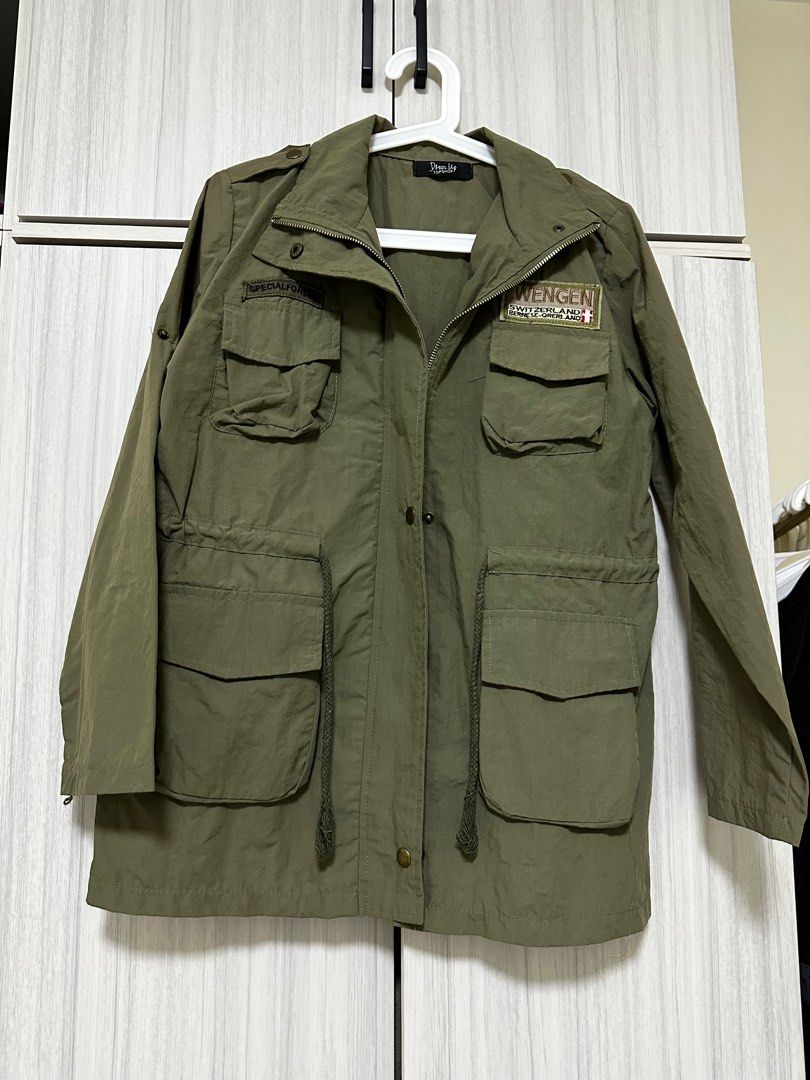 Thin outlet green jacket