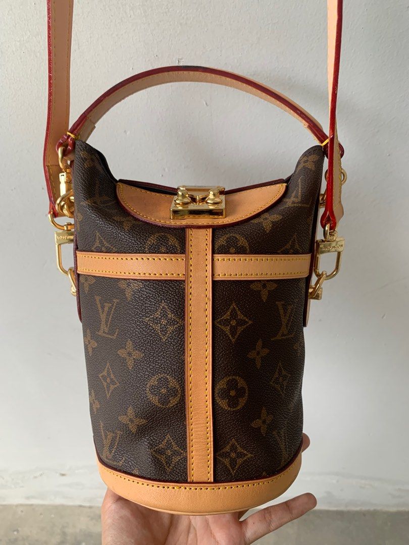 Lv sling bag 2025 2018