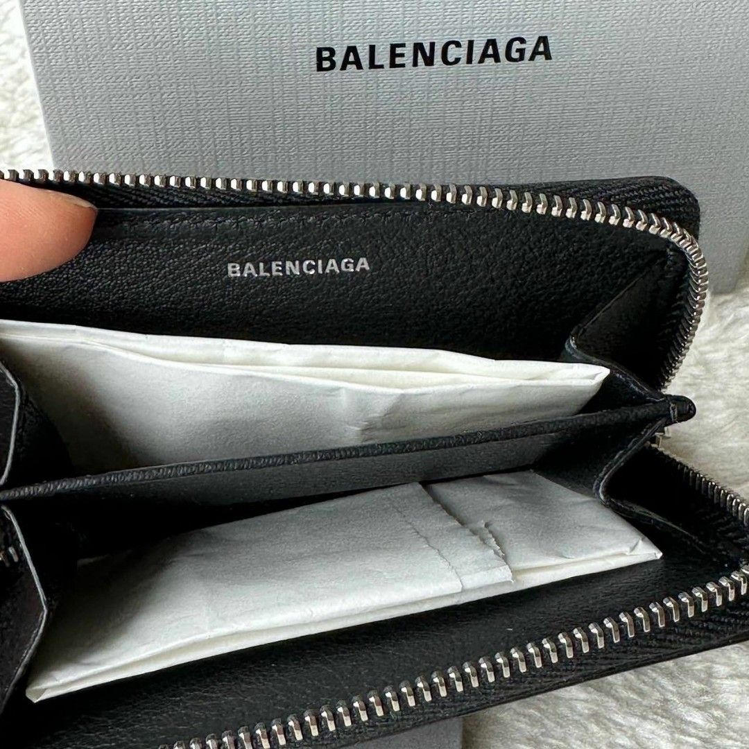 BALENCIAGA CARD CASE SALE Luxury Bags Wallets on Carousell