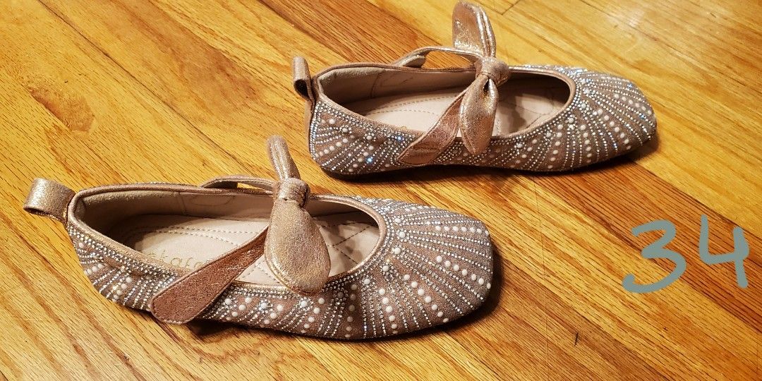 Cream sparkly shoes hotsell