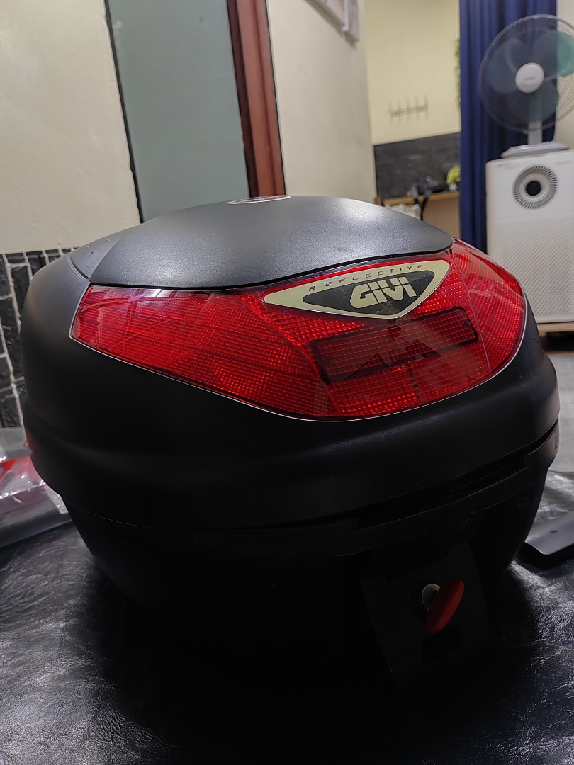 Box Givi Auto Accessories On Carousell