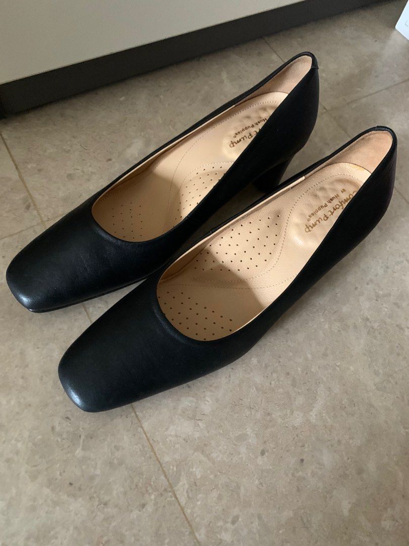 Hush puppies court deals shoes