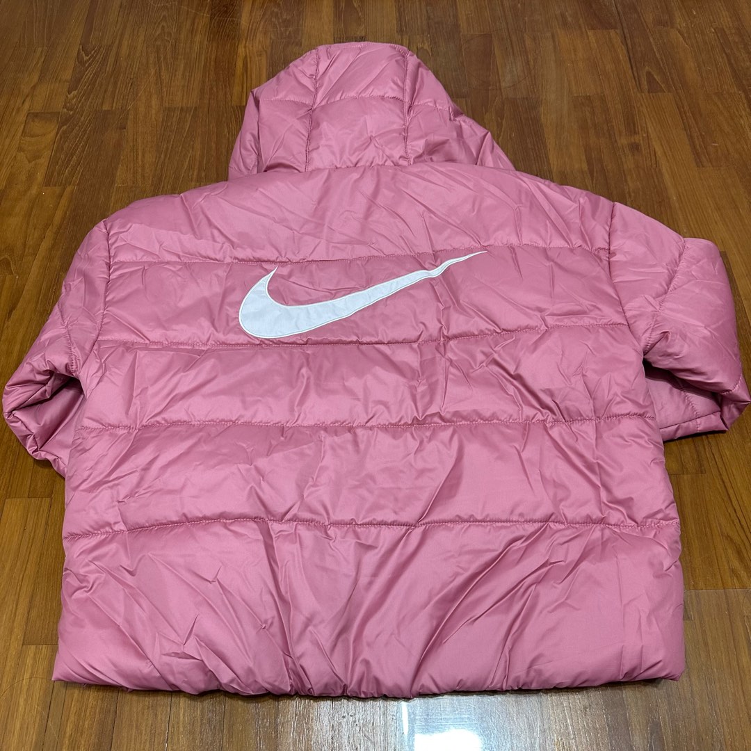 BRAND NEW Nike Womens Sportswear Classic Hooded Puffer Jacket Pink