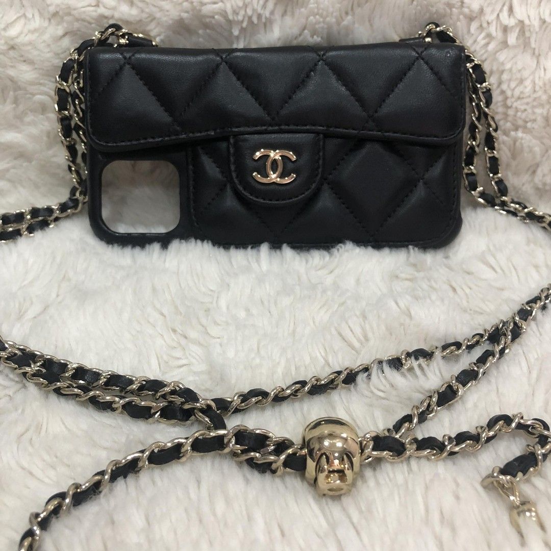 Chanel Sling iPhone 11 Pro Case (Category: Luxury Bags & Wallets) located in Taytay. Submitted by sweet_bunch (Listing ID 1250850443, Image 3). Description: Suited for Iphone x and best for Iphone 11 pro. The code sticker has double x markings. Kindly authenticate on your own. Adjustable: Sling and Shoulder Slightly Negotiable. Please wag po mag-message kung hindi rin kukunin, sayang po sa oras ko. Thanks! Sure buyer lang. MOD: GCASH (Payment Fir