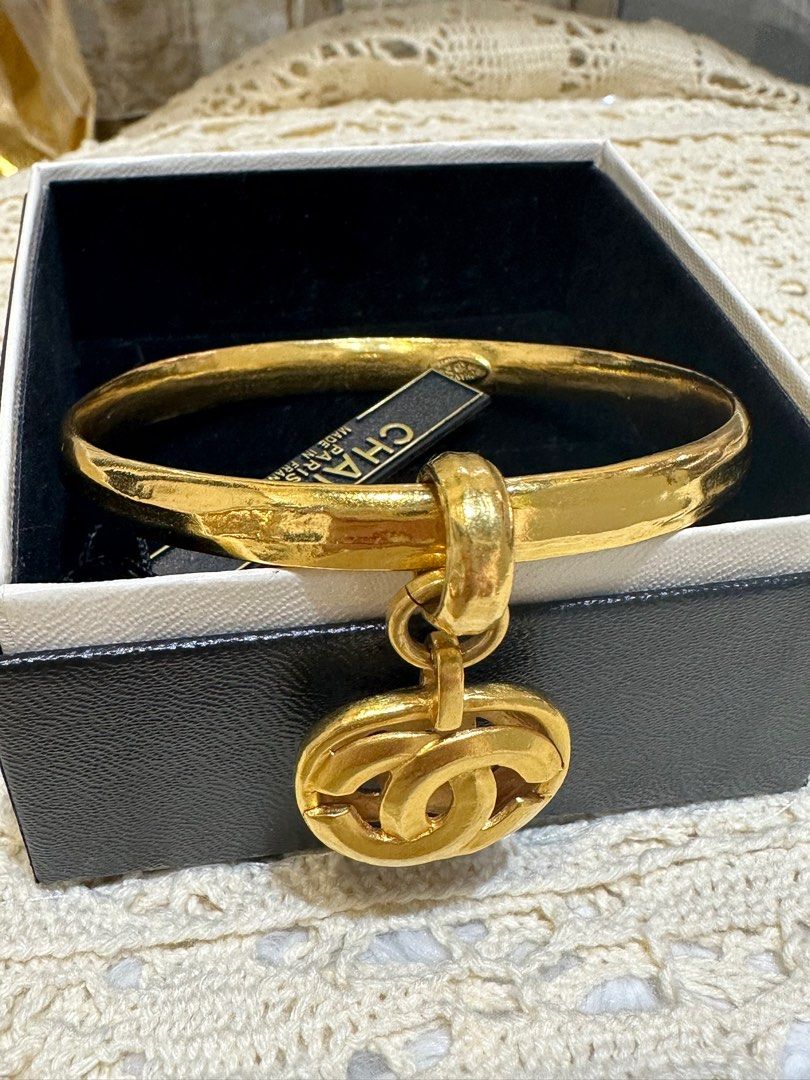 Chanel top vintage bracelet