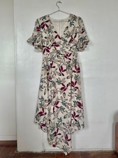 CLN Flowy Printed Maxi Dress