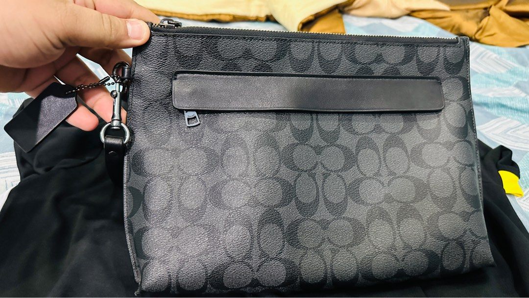 Coach hot sale carryall pouch