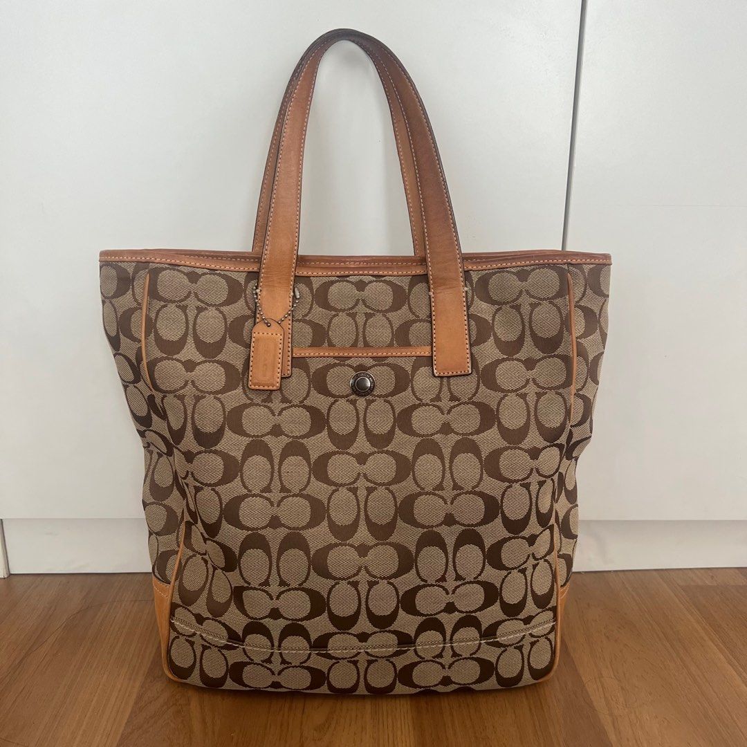 Coach Never Full Bag, Luxury, Bags & Wallets on Carousell