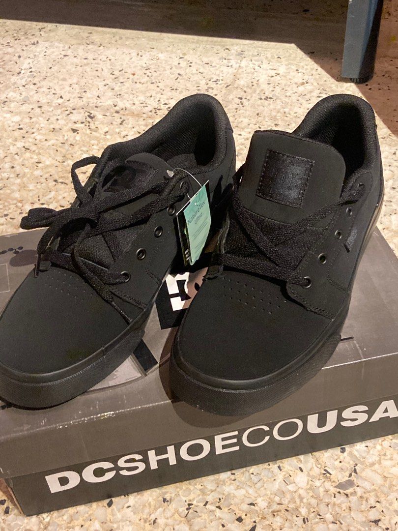 Dc skateboarding shoes on sale
