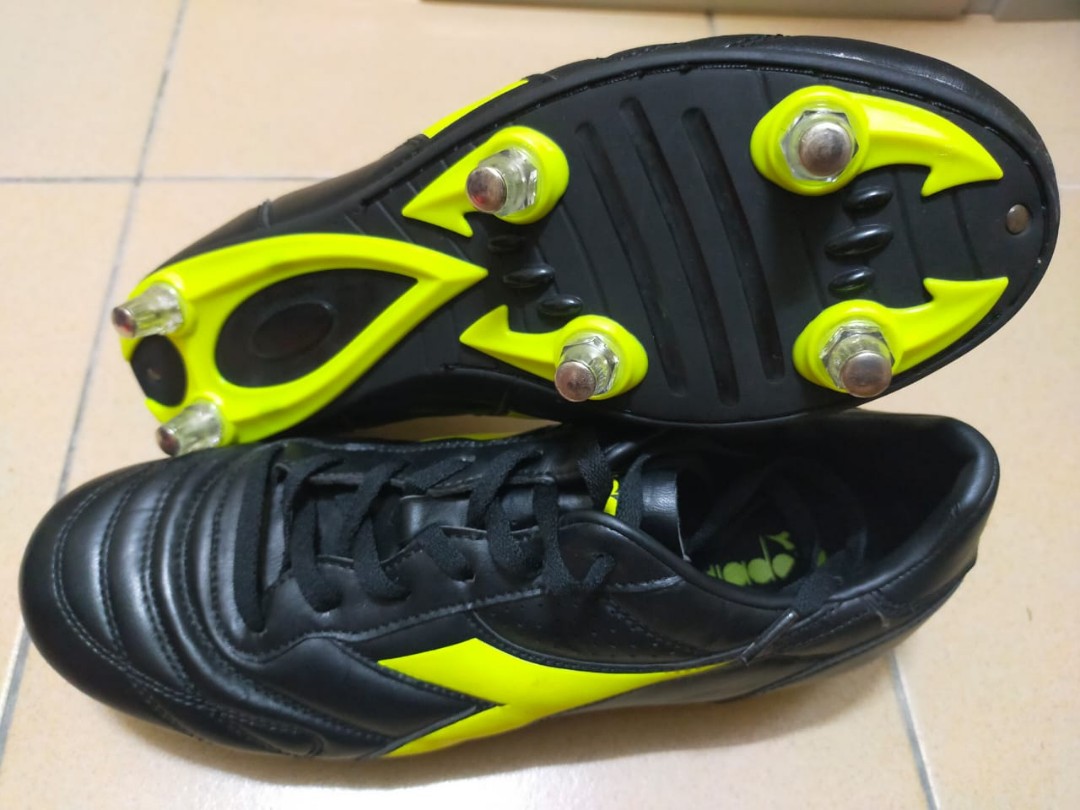 Genuine Puma V-Konstrukt SG Black Leather Football Boots Size UK9