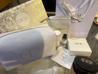 Authentic brand new in box Dior 30 Montaigne Passport holder PREORDER,  Luxury, Accessories on Carousell