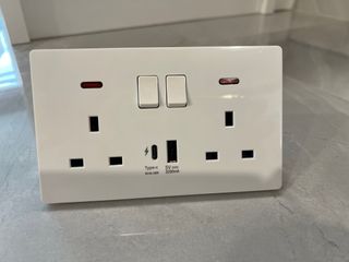 (Category: ) located in . Submitted by vinwifi (Listing ID 1263101383, Image 1). Description: .
