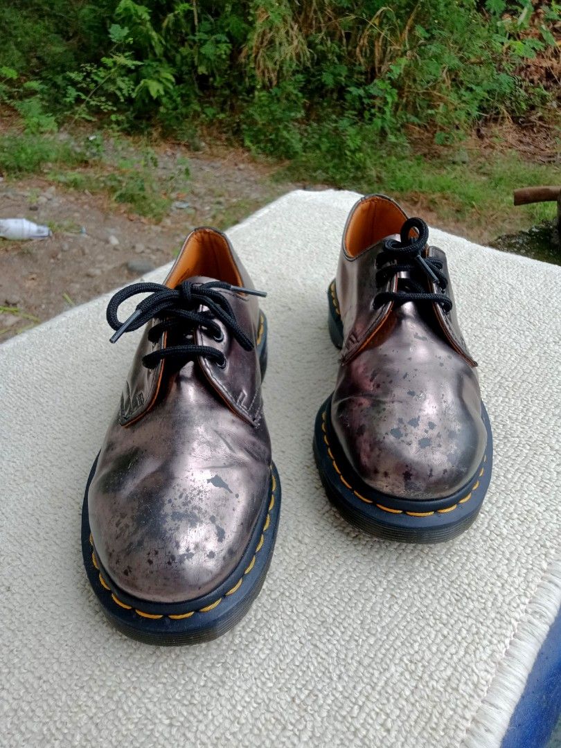 Metallic hot sale dr martens
