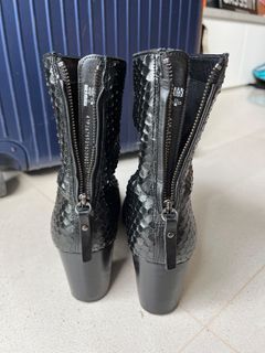 Cheap snakeskin boots store