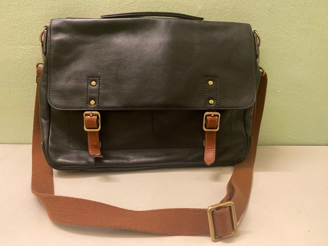 Fossil defender briefcase shop