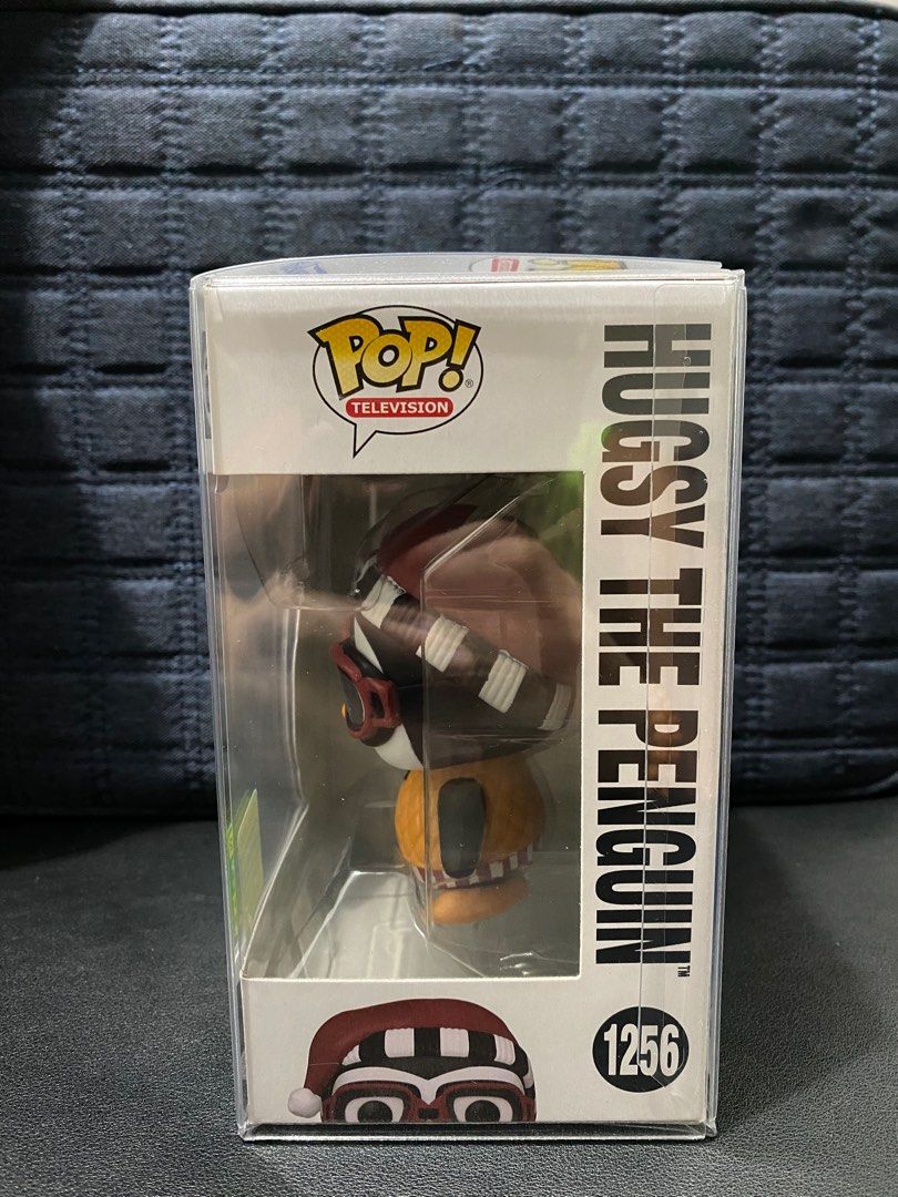 POP TV: Friends - Hugsy the Penguin (SDCC 2022 Summer Convention Exclusive)  (FUN65207)