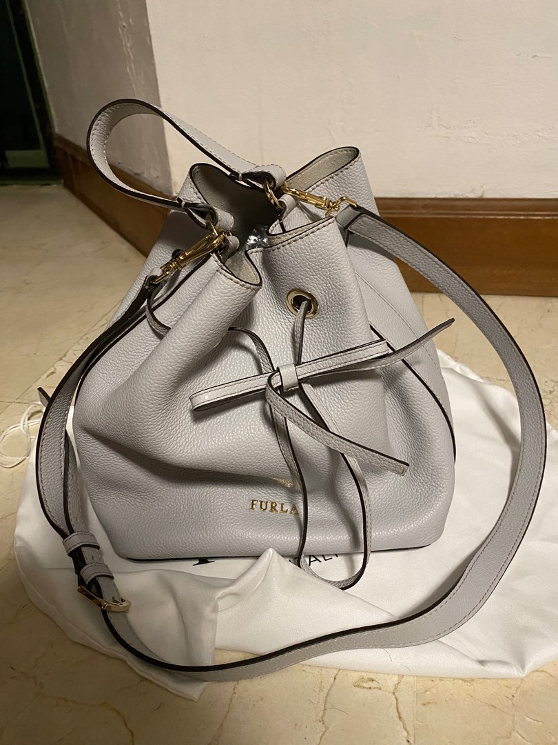 Furla sale costanza small
