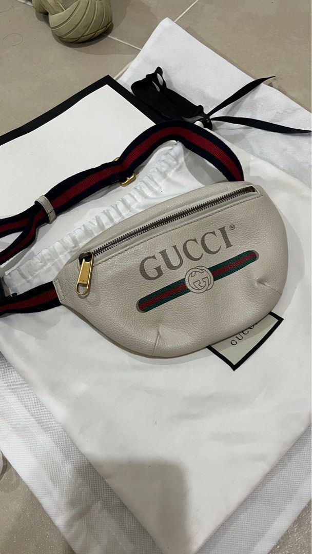 Gucci beltbag (Category: Luxury Bags & Wallets) located in Taguig. Submitted by rraaa32 (Listing ID 1263033888, Image 2). Description: W/ dustbag and paperbag Pristine condition.